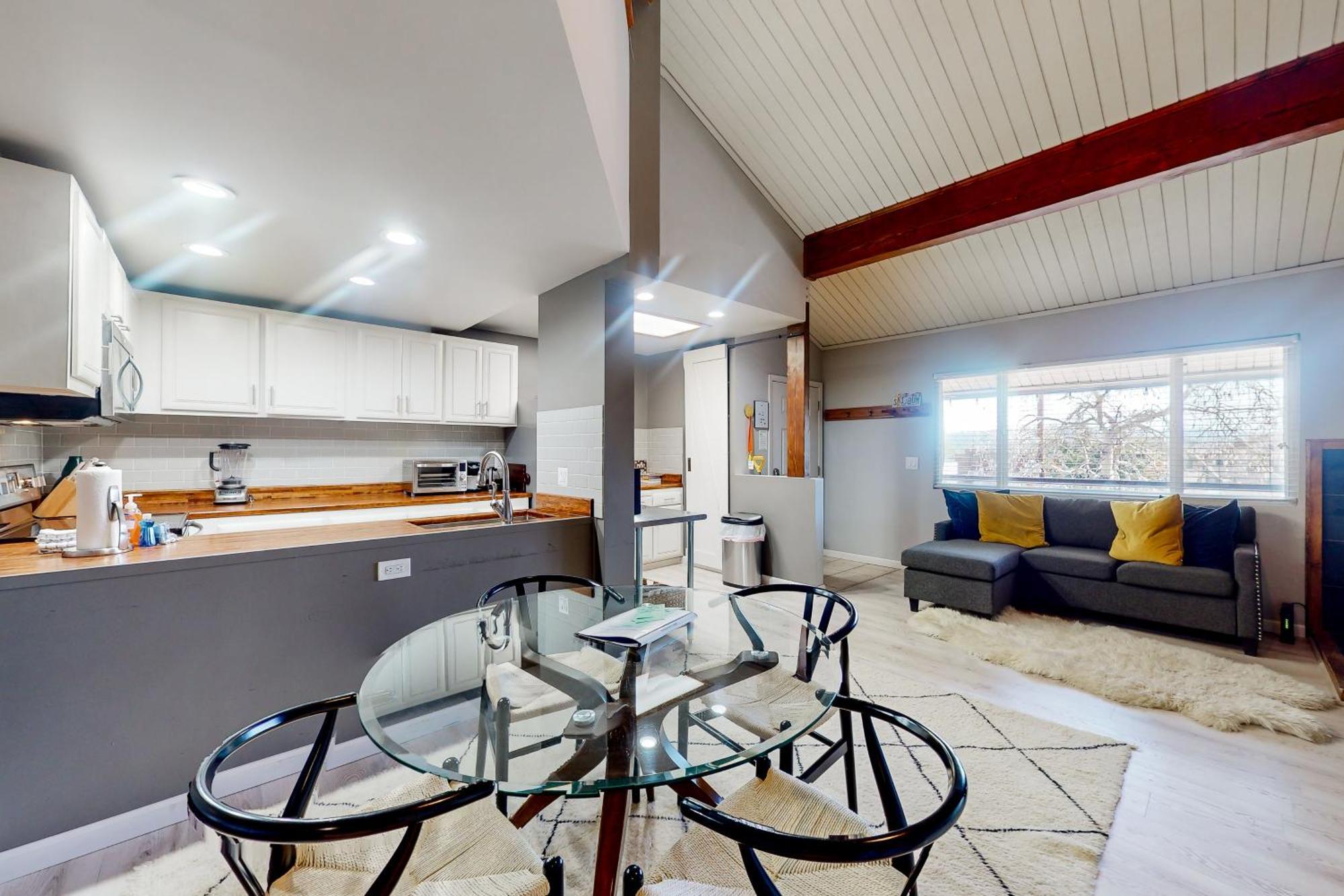 Вилла Sierra Manor Escape Маммот Лейкс Номер фото