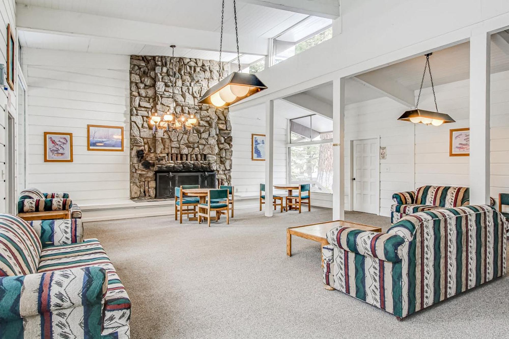 Вилла Sierra Manor Escape Маммот Лейкс Номер фото
